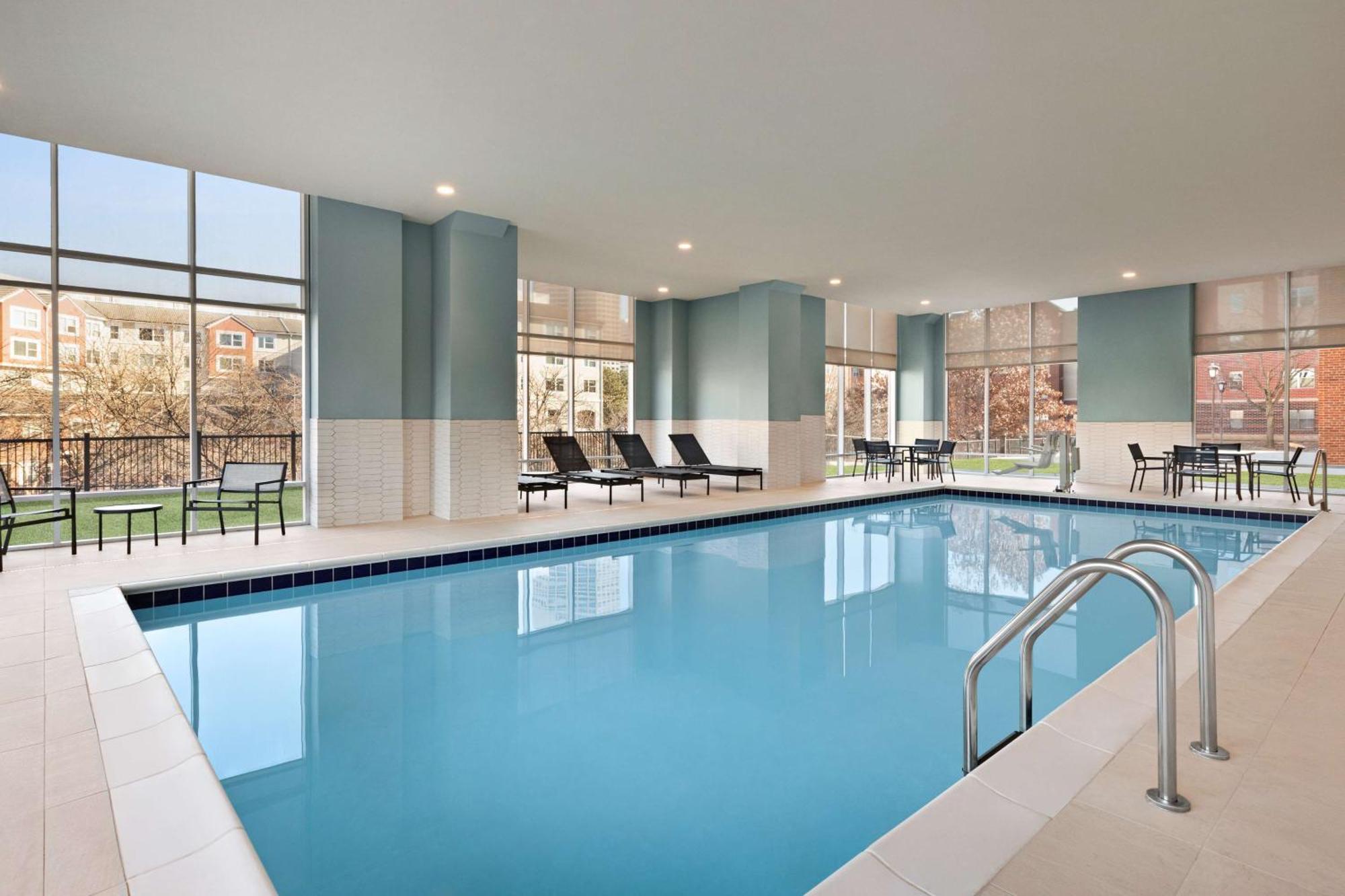 Homewood Suites By Hilton Indianapolis Downtown Iupui المظهر الخارجي الصورة